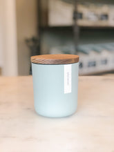 Load image into Gallery viewer, Large hand-poured Candle 14oz